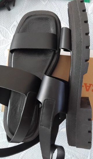 Sandalias de piel negras talla 40