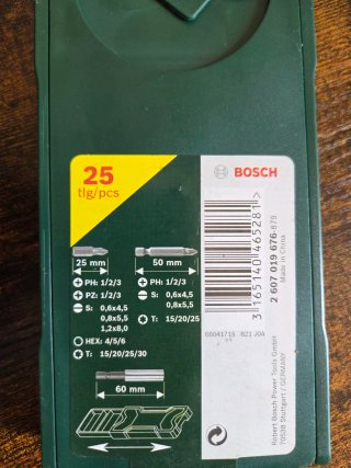 Set Puntas Bosch Mini X-Line x25 + Juego de brocas