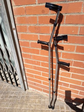 Muletas ortopédicas ajustables