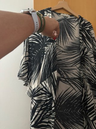 Chaqueta kimono verano estampado hojas