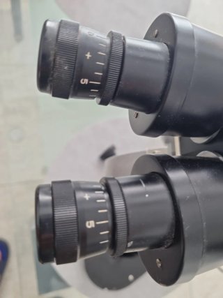 Microscopio Óptico Profesional
