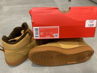 Zapatillas Nike Beige/Marrón Talla...