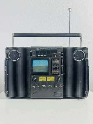 Sanyo Boombox Radio TV Cassette Vintage
