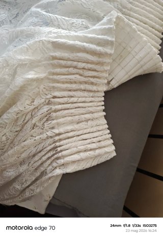 Tenda in pizzo bianco
