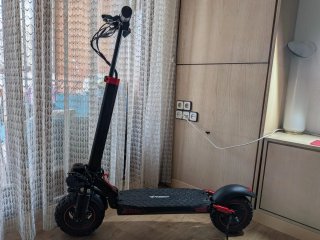Patinete Eléctrico Freeboy Negro/Rojo