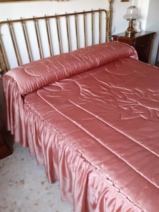 Colcha Edredón. Cama 135cm
