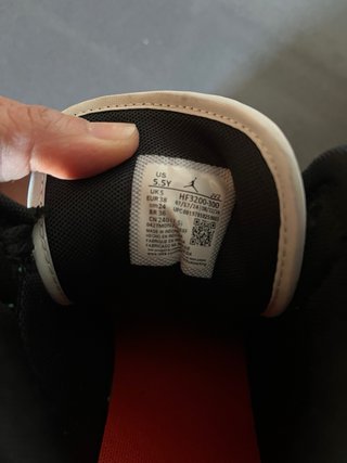 Jordan 1 Mid Verde Talla 38