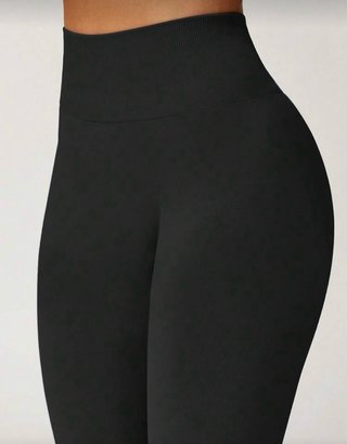 Pantalones deportivos ajustados negros