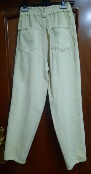 Pantalón Stradivarius Beige Talla M