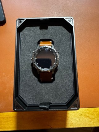 Garmin Marq Adventurer GPS Titanio Marrón
