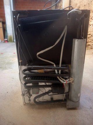 Nevera trivalente Dometic