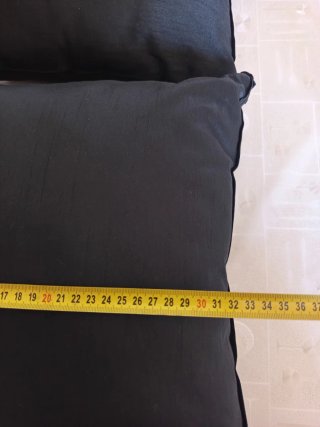 Almohada Negra 30x30cm Grosor 16cm
