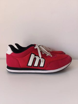 Zapatillas Mustang rojas talla 44 – estilo retro
