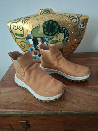 Botines Clarks Beige