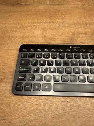 Teclado Logitech K810 Bluetooth retroiluminado