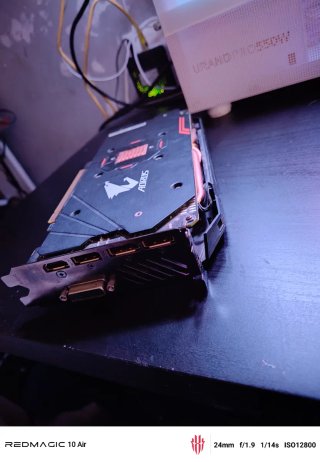 RX 580 Aorus RGB 8gb