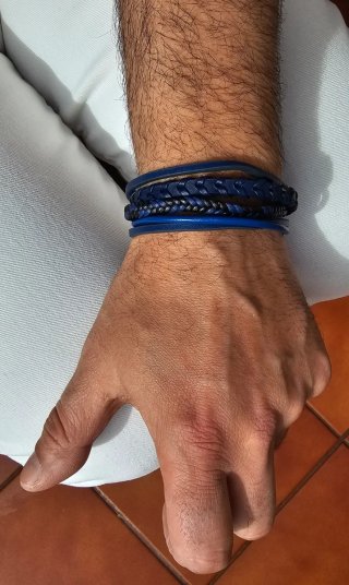 Pulsera de piel para hombre con cierre de acero