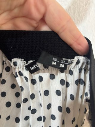 Falda midi lunares blanca y negra