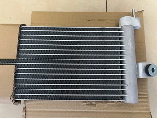 Radiador Aceite BMW M4 M3 M2 S55
