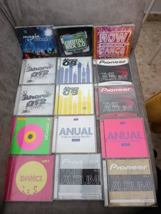 Lote dvd películas y cds música