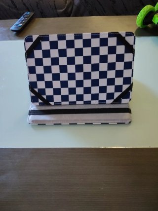 Funda Tablet Cuadros Azul y Blanco
