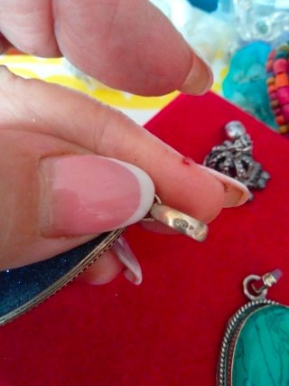 Pendientes étnicos plateados