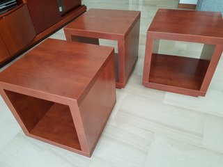 Mesa auxiliar modular de madera
