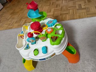 Mesa de juegos infantil