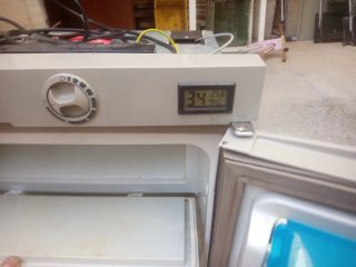 Nevera trivalente Dometic
