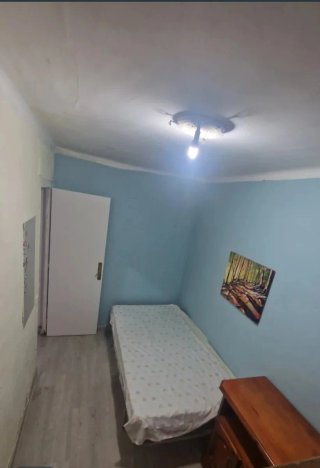 habitacion en alquiler para chica - Imagen 7