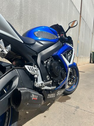 Suzuki GSXR 600 K7