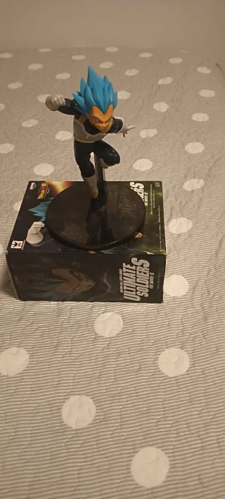 Figura Dragon Ball Z Vegeta Super Saiyan Azul