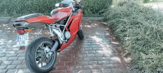 Ducati Roja Deportiva Manual
