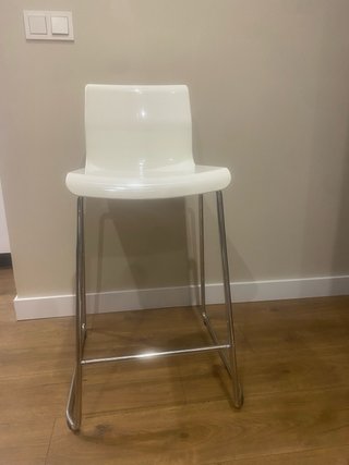 Taburete Alto Blanco y Plateado