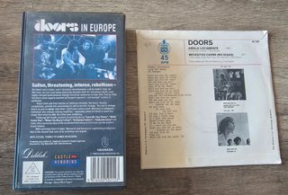 Pack The Doors VHS + Vinilo Singles