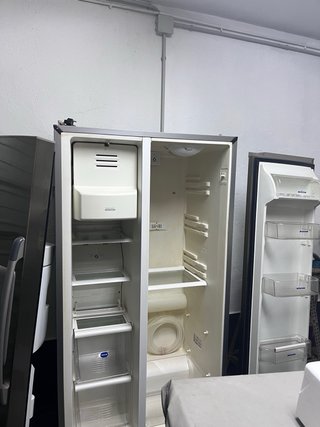 Nevera Whirlpool Side by Side para uso o recambios