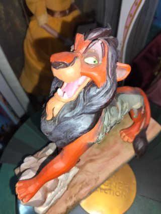 Figura Scar Jim Shore
