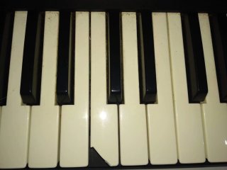 Teclado Roland E-16 Sintetizador Años 90