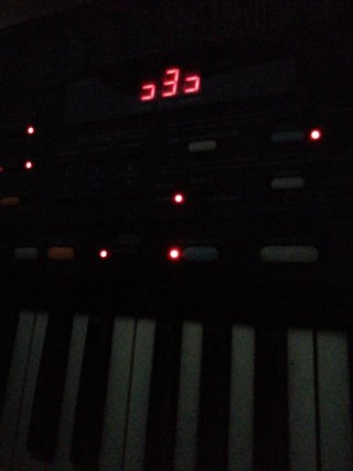 Teclado Roland E-16 Sintetizador Años 90