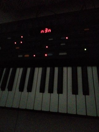 Teclado Roland E-16 Sintetizador Años 90