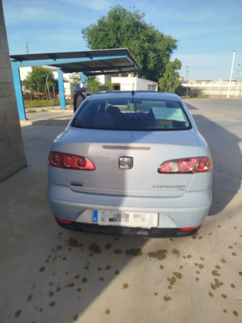 SEAT Cordoba 2004 - foto 1