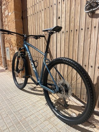 Bicicleta de montaña GIANT TALLA L 29 2025