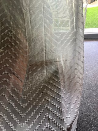 Juego de cortinas blancas transparentes