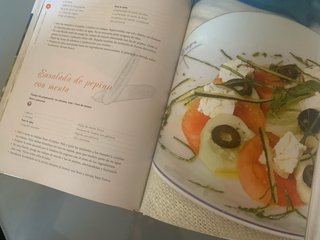 2 libros de recetas de cocina