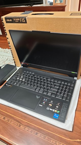 ASUS TUF Gaming F15 FX507 i7 16GB RTX4050 1TB NVMe