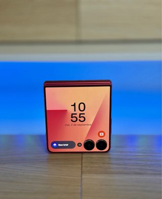 Samsung Galaxy Z Flip 7 | 100% Batería