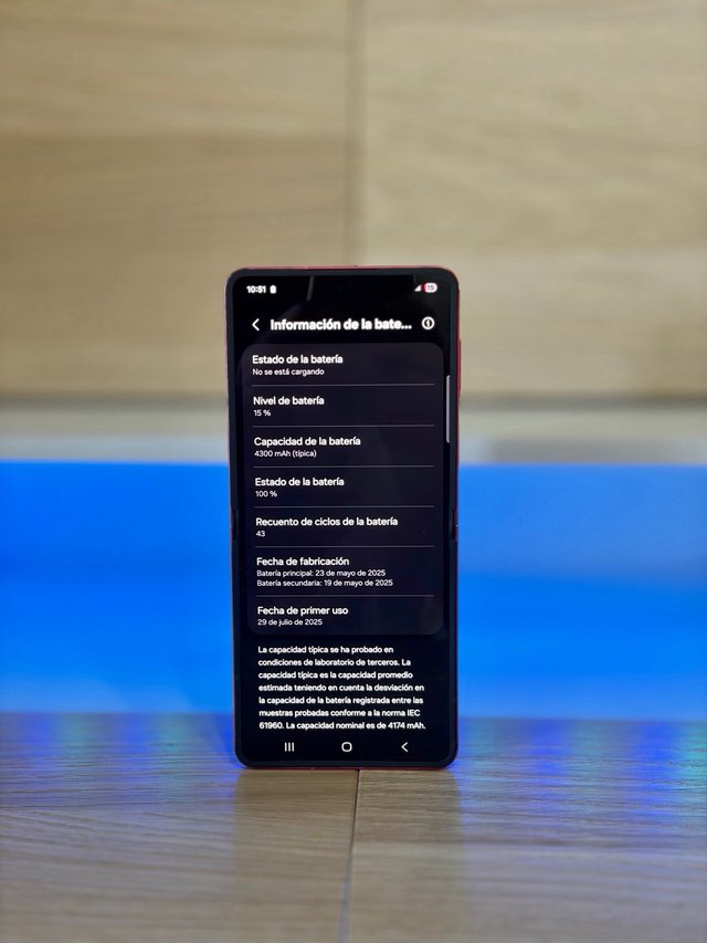 Samsung Galaxy Z Flip 7 | 100% Batería