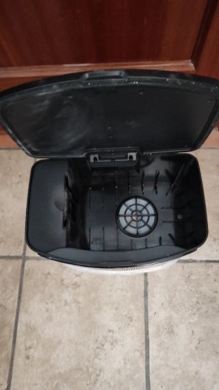 Base vaciado automático Cecotec Conga