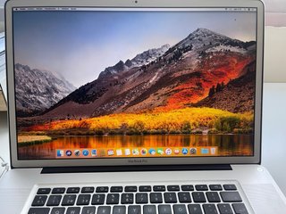 MacBook Pro 17” Mid 2010 i7 SSD 8GB RAM