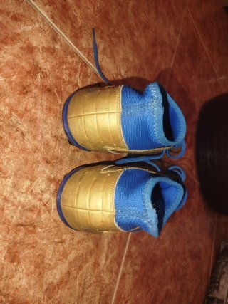 Zapatillas Adidas Predator Futbol Doradas y Azules